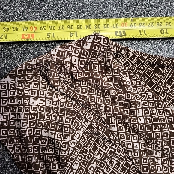 Liz & Co. Women's Top Size XL Pullover Short Sleeve Stretchy Brown - Picture 8 of 8